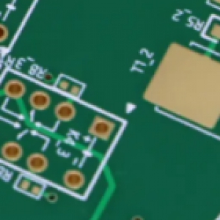 PCB 电路板检测：显微镜排查线路短路、断路与针孔微观缺陷
