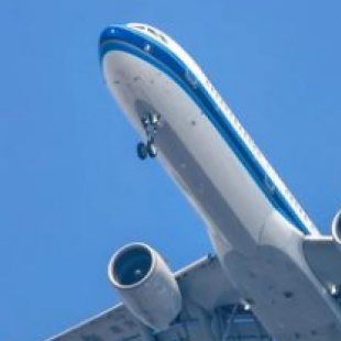 航空航天材料检测显微镜解决方案：高温合金与复合材料